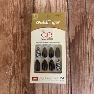 5 for $20 Kiss Nails (Please read description!)